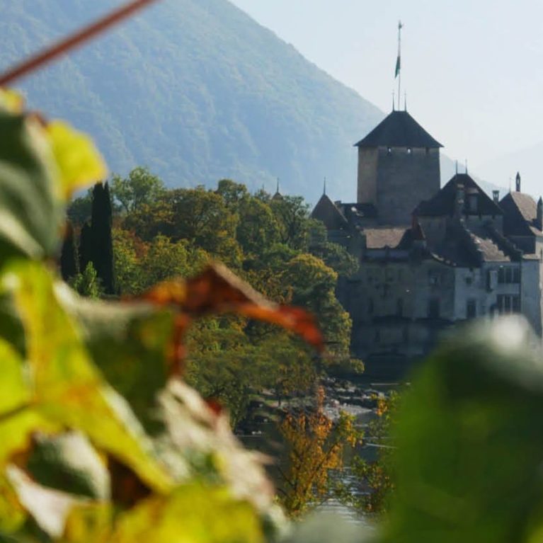 Mise en bouteilles à l’ancienne du Clos de Chillon