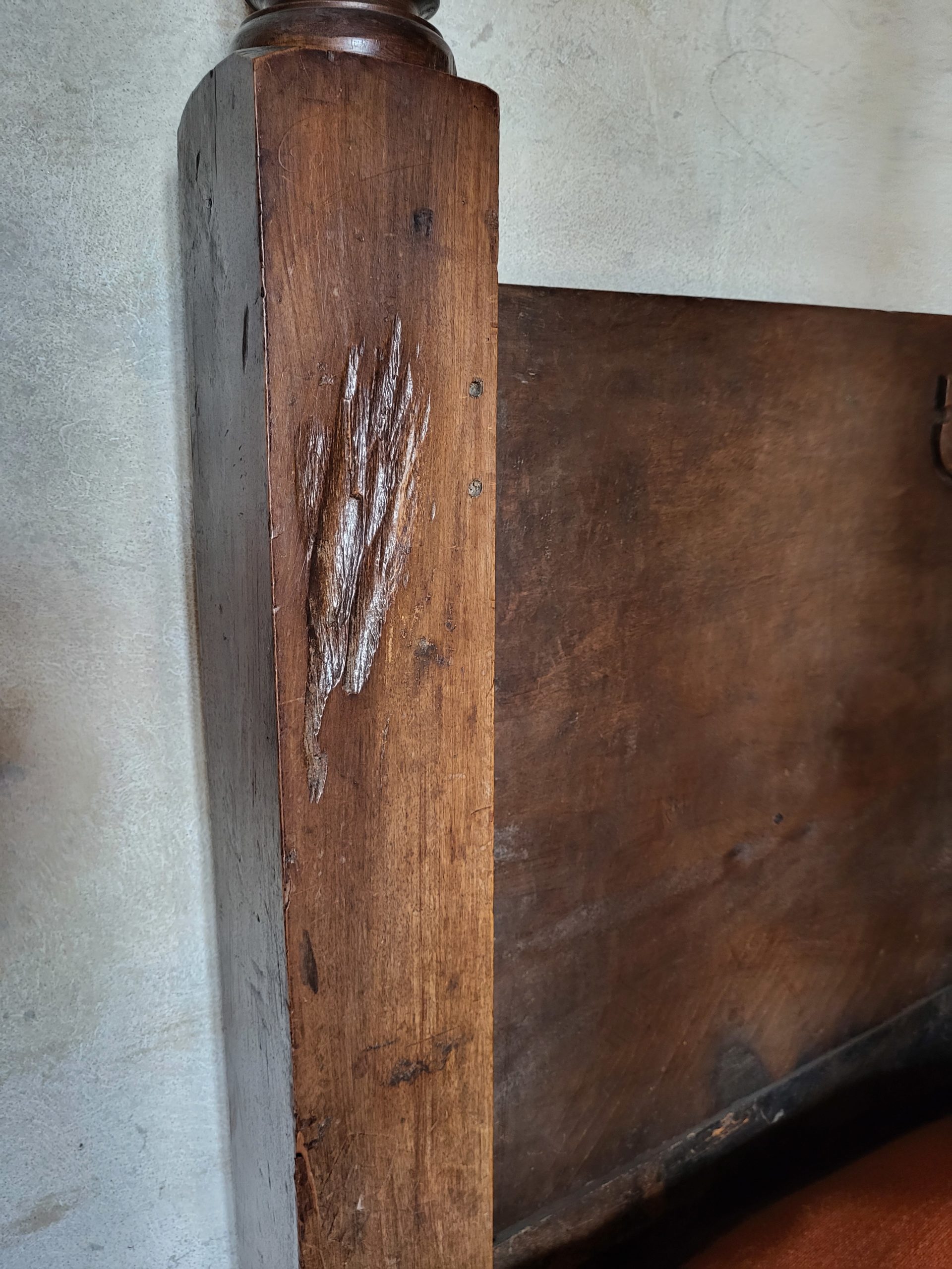 Griffure Filer au lit au château de ChillonTM