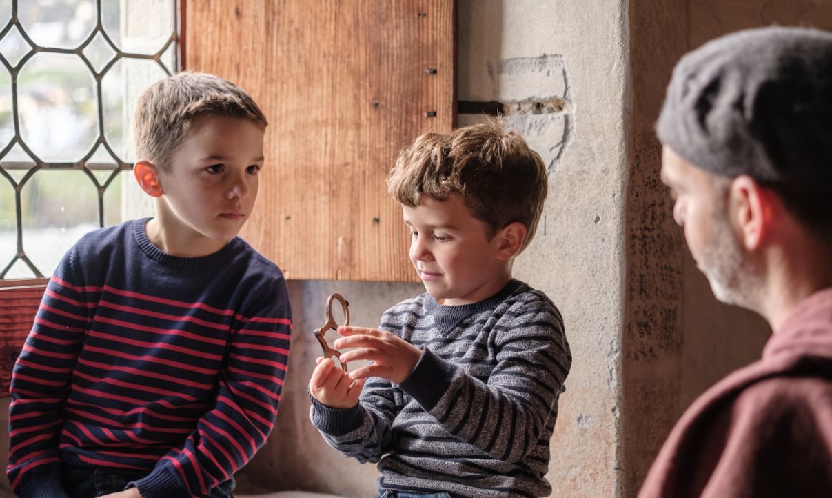 4.03/1.04/6.05/3.06/1.07/5.08/2.09/7.10/4.11 Visite pour les tout-petits